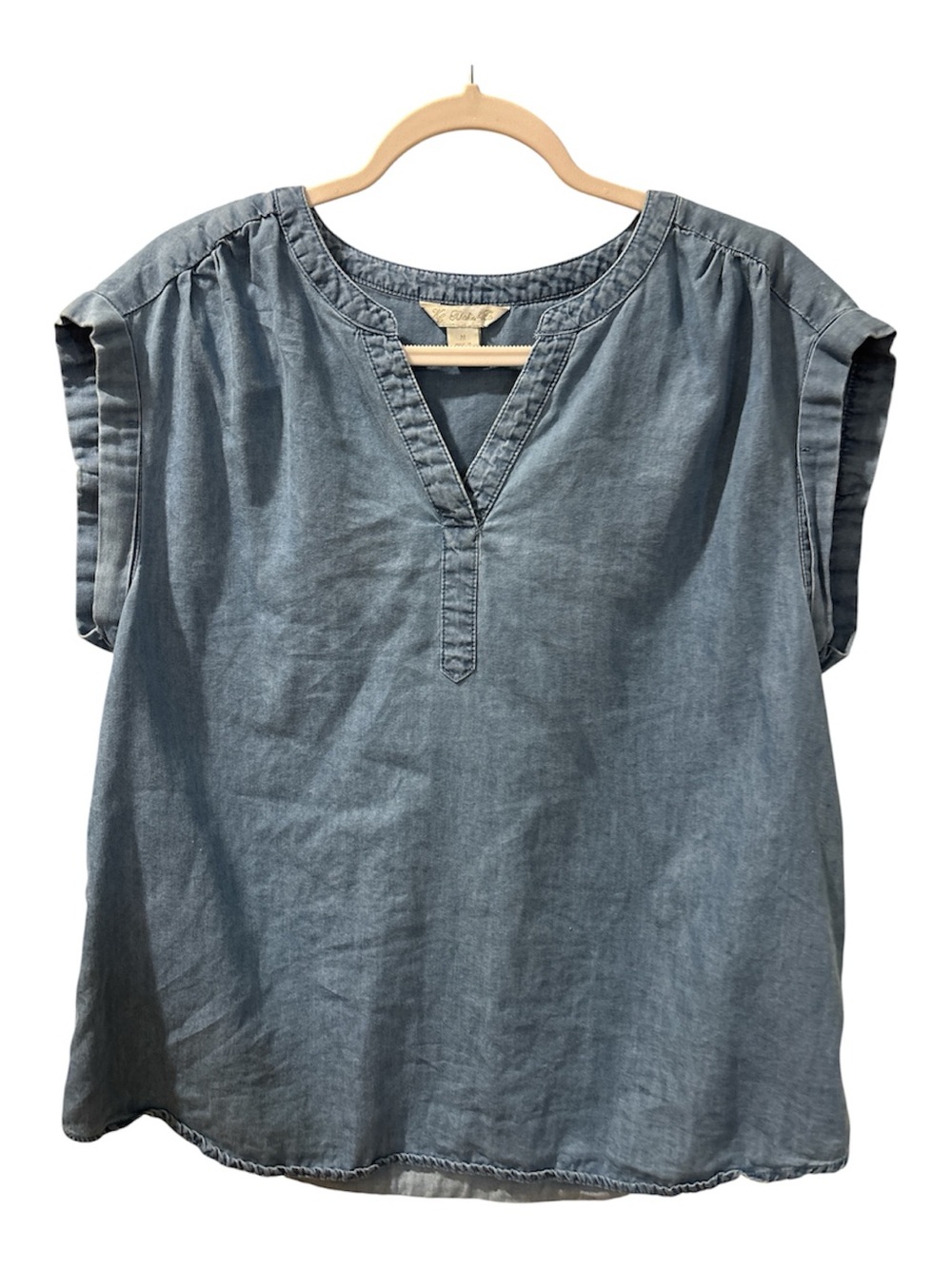 Khakis & Co Denim V-Neck Top Medium Blue Soft Lyocell Cotton Cap Sleeve Notch